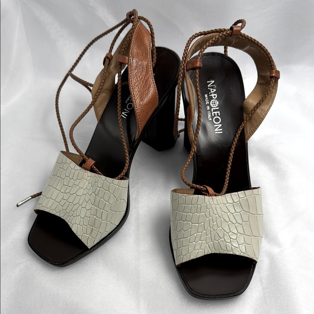 Napoleoni sandals NWOT SZ 37